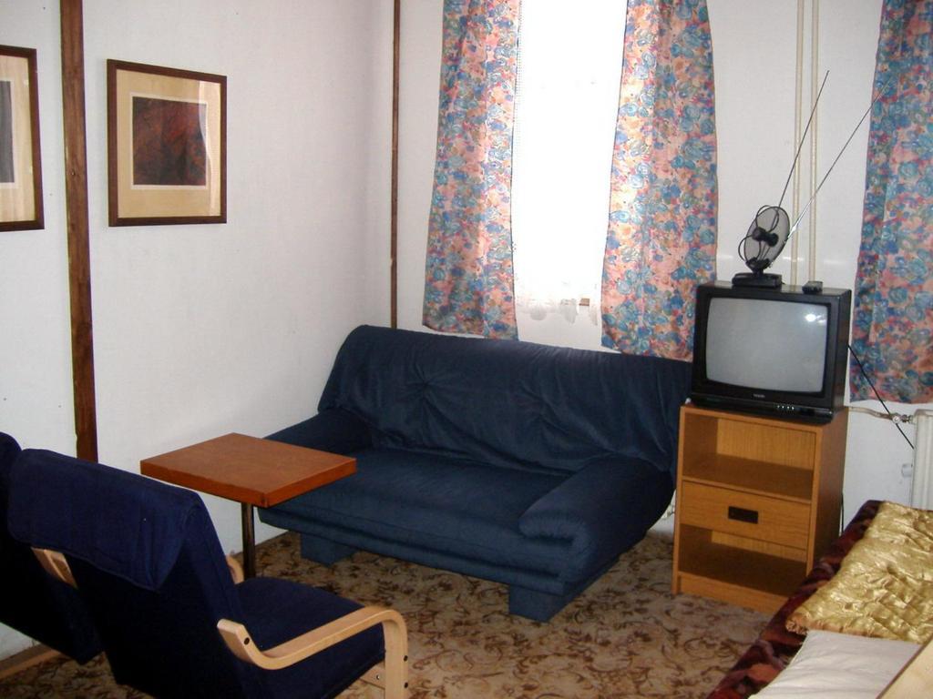 Hotel Vltava Strazne Ruang foto